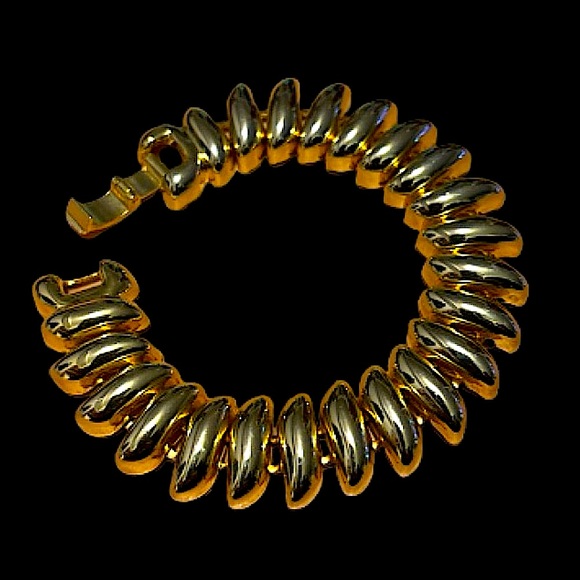 Vintage 1980s Costume Jewelry Gold Tone Link Snake Bracelet - Picture 7 of 13